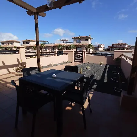 Kactus Holiday home Lajares
